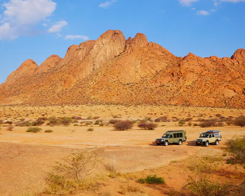 4×4 Car drives in the sand and dunes of the Namib Desert 4x4 Car drives in the sand and dunes of the Namib Desert